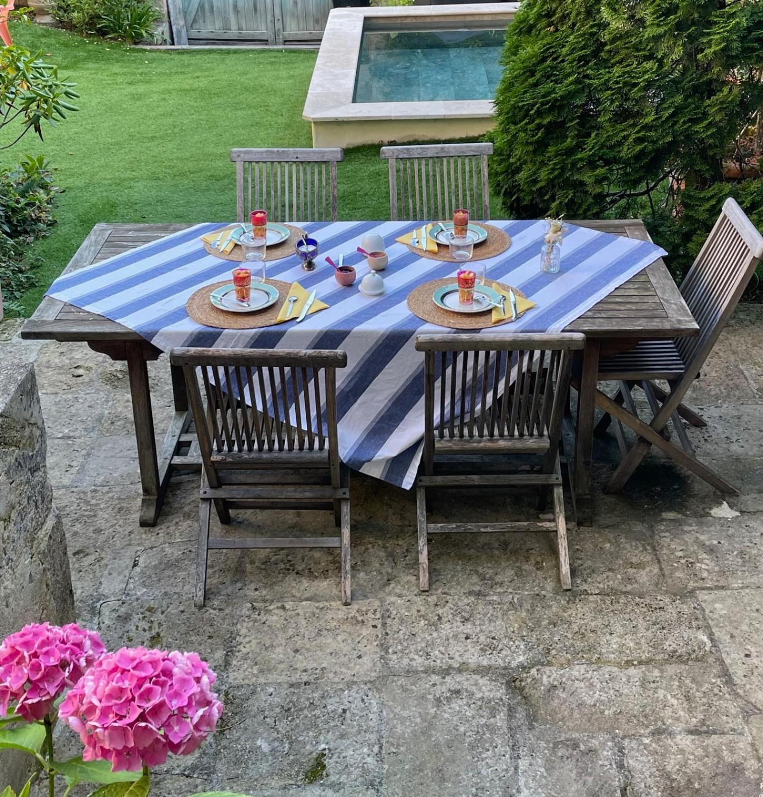 Le Clos De La Cathedrale Bazas Esterno foto